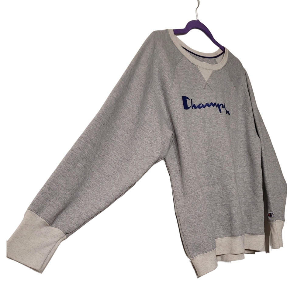 Champion Gray Crewneck Sweater with Iconic Logo - Picture 2 of 6